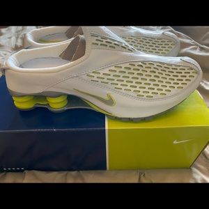 New wmns  Nike shox Venice mule sz 8